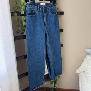 Abercrombie Medium Wash Jeans // 28 or 6S